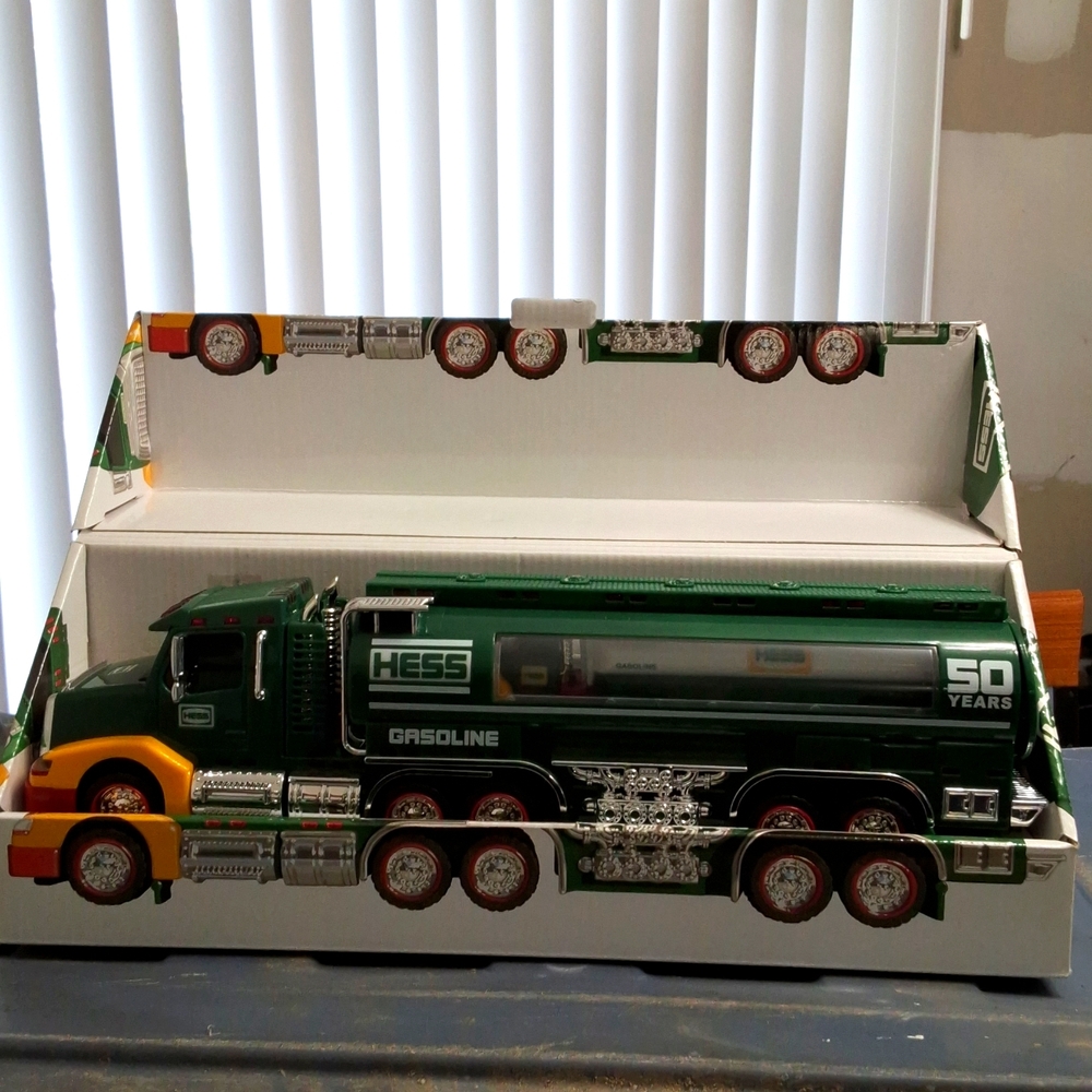 2014 Hess Truck
